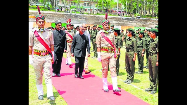 CM Sukhvinder Singh Sukhu during the passing-out parade of newly appointed ‘van mitras’ in Hamirpur on Monday. (HT Photo)