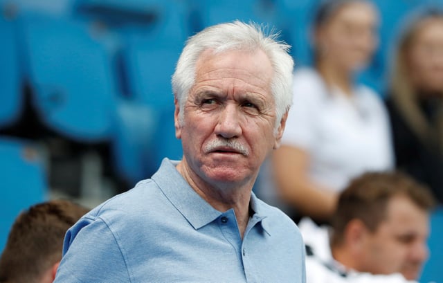 Soccer Football - Women's World Cup - Group E - New Zealand v Netherlands - Stade Oceane, Le Havre, France - June 11, 2019  New Zealand coach Tom Sermanni before the match. REUTERS/Bernadett Szabo/File Photo
