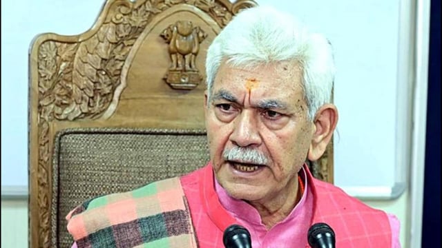 Jammu and Kashmir lieutenant governor Manoj Sinha on Tuesday sacked three government employees, including a police constable, a school teacher and an assistant in the J&K health education department for their terror links. (HT file photo)
