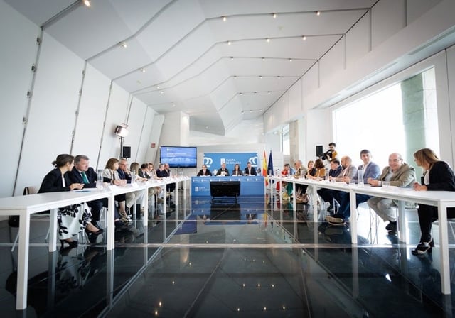 Imagen de la Comisión Interdepartamental reunida este martes en Santiago