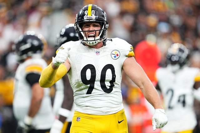 T.J. Watt #90 of the Pittsburgh Steelers reacts after a play in the fourth quarter of a game against the Las Vegas Raiders at Allegiant Stadium on October 13, 2024 in Las Vegas, Nevada.
