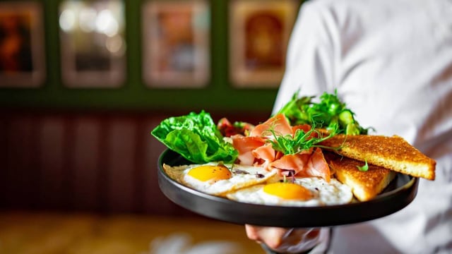 A independent restaurant that can survive for 40 years is an anomaly in this day and age.