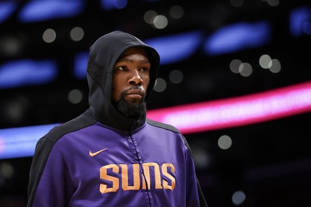 Kevin Durant #35 of the Phoenix Suns looks on before the game against the Los Angeles Lakers at Crypto.com Arena on March 16, 2025 in Los Angeles, California.