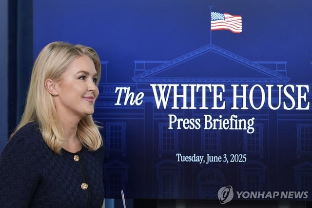 White House press secretary Karoline Leavitt arrives to speak with reporters at the White House in Washington on May 3, 2025, in this photo released by the Associated Press. (Yonhap)