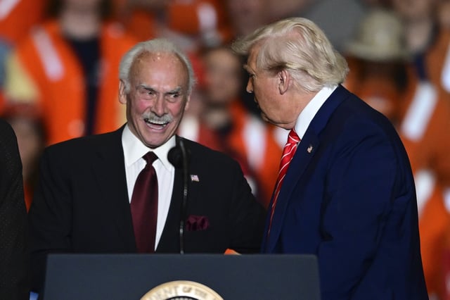 Former Pittsburgh Steelers Rocky Bleier talks with President Donald Trump at the U.S. Steel Mon Valley Works-Irvin plant, Friday, May 30, 2025, in West Mifflin, Pa. (AP Photo/David Dermer)