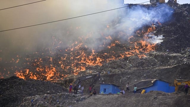 A fire at the Ghazipur landfill in 2022. (Archive)