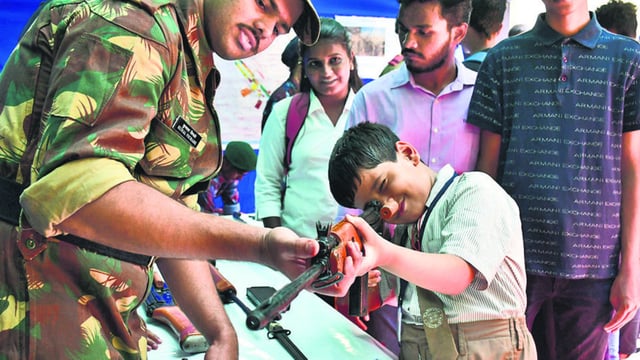 Mumbai, India - November 25, 2022: NCC unit of SIES College of Arts & Science jointly with the No. 1 Maharashtra NCC Battalion organise “Aabhishan”, an army weapons exhibition on the college premises, at Sion, in Mumbai, India, on Friday, November 25, 2022. (Photo by Bhushan Koyande/HT Photo) (HT PHOTO)