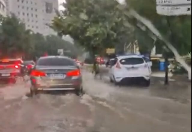 Les rues de Clermont-Ferrand ont été inondées ce mardi 3 juin.