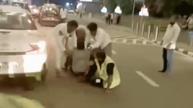 Fist fight at Mumbai Airport