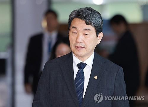 Deputy Prime Minister Lee Ju-ho (Yonhap)