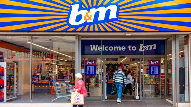 B&M attributed its declining profits to a “very subdued garden season, heightened consumer caution, limited real wage growth […] and the timing of Easter”