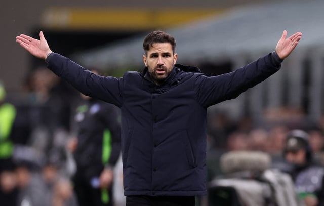 Soccer Football - Serie A - AC Milan v Como - San Siro, Milan, Italy - March 15, 2025 Como coach Cesc Fabregas reacts REUTERS/Claudia Greco/File Photo
