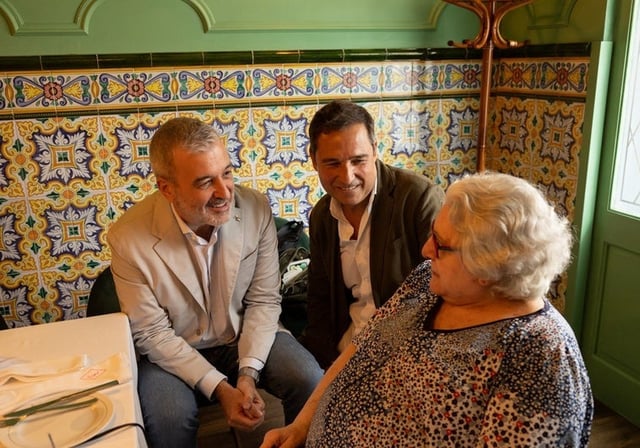 Rosa amb Bruno Balbás, actual propietario de Casa Leopoldo y Jaume Collboni
