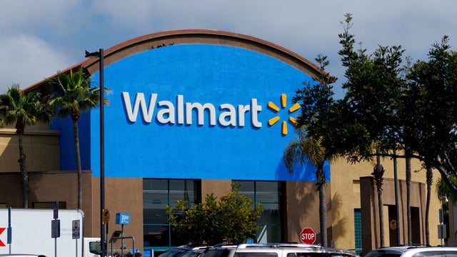 Why is Walmart firing migrant workers at Florida stores? (REUTERS/Mike Blake/File Photo)