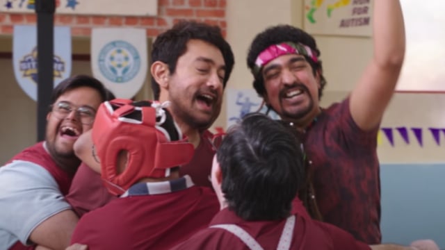 Sitaare Zameen Par Title Track Teaser: Aamir Khan Dances His Heart Out With 'Special Gang' In Heartwarming Clip - WATCH