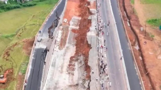 A 360-metre-long viaduct will be constructed at the spot where a section of the elevated under-construction highway caved in onto the service roads at Kooriyad on May 20. Several motorists were injured in the incident. (HT photo)