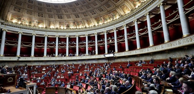 Vue générale de l'Assemblée nationale, à Paris le 2 décembre 2024