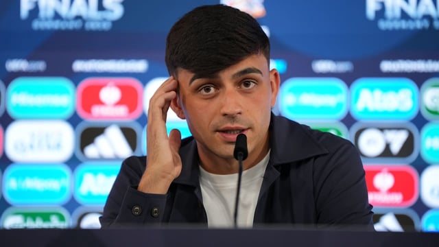 Das wäre ein echter Hammer-Transfer gewesen! Spanien-Star Pedri spricht über das Interesse des FC Bayern.