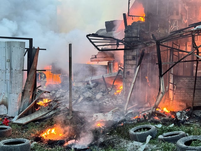 Des bâtiments endommagés par une frappe de drone russe à Kharkiv, le 4 juin 2025.