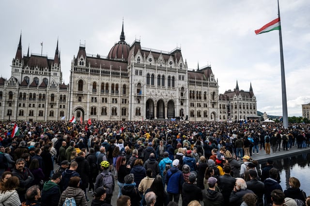 People take part in a protest against the bill to crack down on foreign-funded organisations, in Budapest, Hungary, May 18, 2025. REUTERS/Marton Monus/File Photo