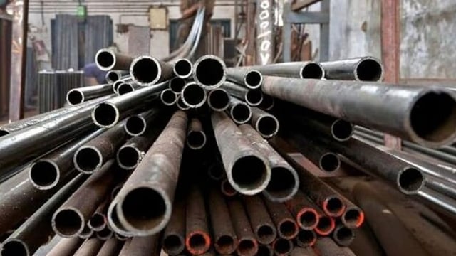 Penny Stock: ₹15 से कम वाला स्टील शेयर फोकस में, इस खबर के बाद आई 18% की तेजी