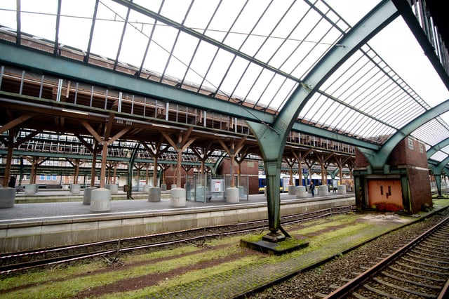 Gleishalle im Oldenburger Hauptbahnhof (Archivbild)