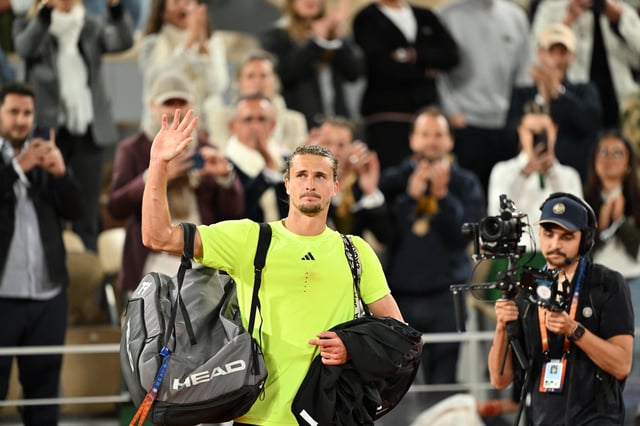 Geknickter Abgang: Für Alexander Zverev endeten die French Open in der Nacht zu Donnerstag.