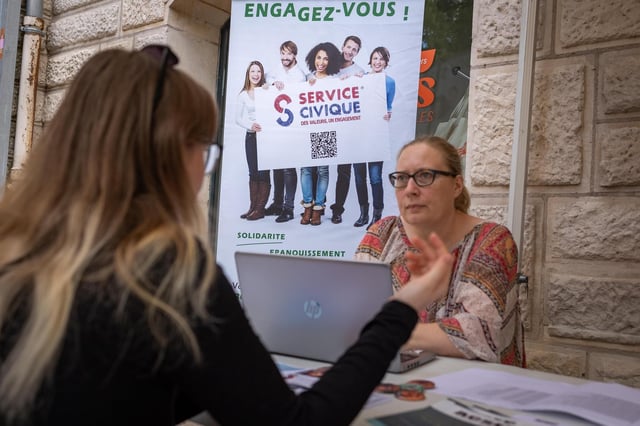 Une opération de service civique dating organisée par l’association Infos jeunes de Poitiers le 14 septembre 2023.