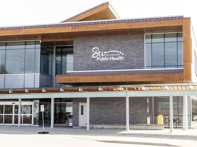 Southwestern Public Health building (Derek Ruttan/The London Free Press)