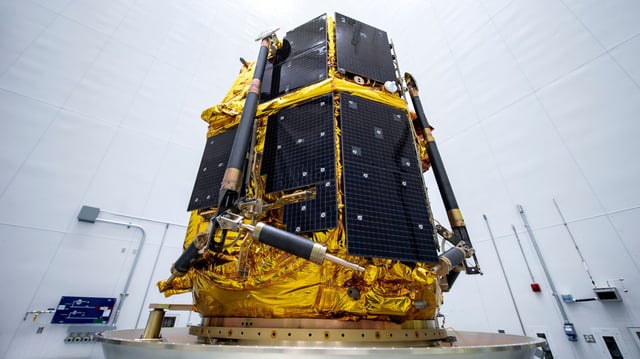 All launch preparations are complete in advance of SMBC x HAKUTO-R Venture Moon Mission 2 launch featuring the RESILIENCE lunar lander and TENACIOUS micro rover, scheduled to launch on Jan. 15, 2025, at 06:11 UTC. The RESILIENCE Lunar Lander can be seen here integrated into the SpaceX Falcon 9 Launch Vehicle Adapter 7 days before the planned launch, in the Payload Processing Facility, U.S. Space Force Station, Fla. All preparations for loading the fairing and launch have now been completed.