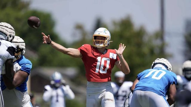 Los Angeles Chargers quarterback Justin Herbert