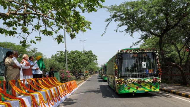 Prime Minister Narendra Modi flags off the buses on Thursday. Also present are chief minister Rekha Gupta, LG VK Saxena, Union environment minister Bhupender Yadav, and Delhi environment minister Manjinder Singh Sirsa. (HT Photo)
