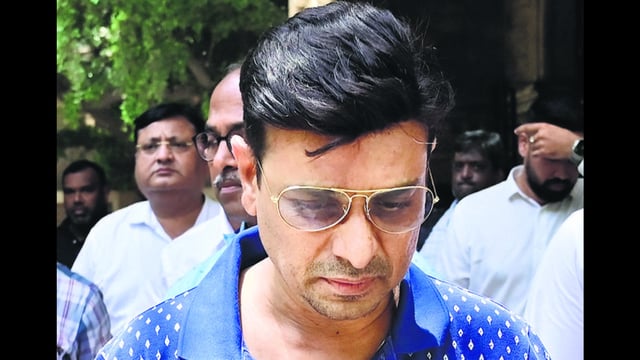 Mumbai, India - May 7, 2025:EOW Dept of Mumbai Police arrested 2 accused Ketan Kadam and Jay Joshi Mithi River Desilting case and produced  at  Esplanade  Court, in Mumbai, India, on Wednesday, May 7, 2025. (Photo by Anshuman Poyrekar/ Hindustan Times) (Hindustan Times)