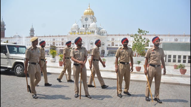 Punjab Police personnel stand guard ahead of the 41st Operation Bluestar anniversary outside the Golden Temple in Amritsar on Thursday. (Sameer Sehgal/HT)