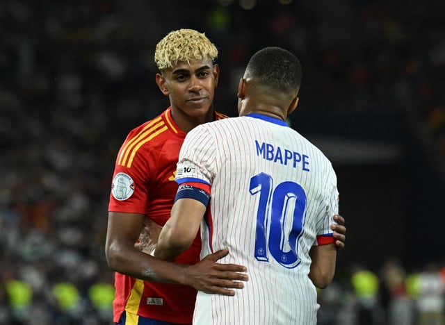 Lamie Yamal et Kylian Mbappé