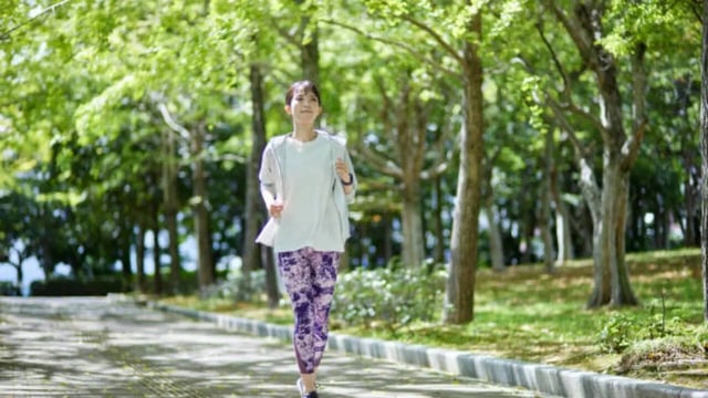 Japanese Walking Fitness Hack Can Elevate Your Heart Health