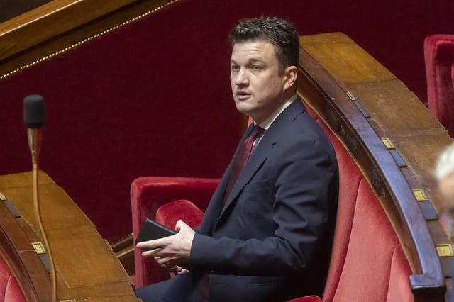 Le député PCF Édouard Bénard, ici en décembre dernier, a défendu à l’Assemblée nationale une proposition de loi visant à verser les allocations familiales dès le premier enfant à charge, jeudi 5 juin 2025.