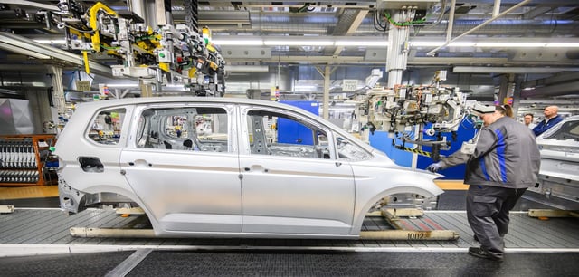 Karosseriebau im VW-Stammwerk in Wolfsburg