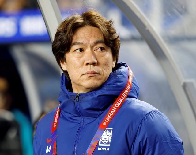 Soccer Football - World Cup - AFC Qualifiers - Third Round - Group B - South Korea v Jordan - Suwon World Cup Stadium, Suwon, South Korea - March 25, 2025 South Korea coach Myung-Bo Hong before the match REUTERS/Kim Soo-Hyeon/File Photo