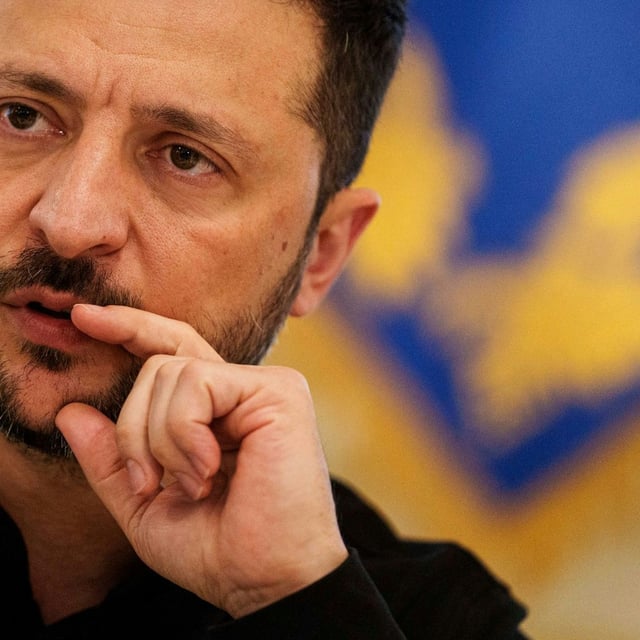 Wolodymyr Selenskyj, Präsident der Ukraine,  spricht zu Journalisten während einer Pressekonferenz.
