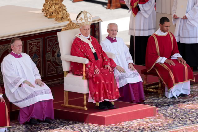 Pope Leo XIV leads the mass for the Jubilee of the Ecclesial Movements, Associations and New Communities, in St. Peter square at the Vatican, June 8, 2025. REUTERS/Remo Casilli