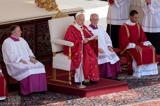 Pope Leo XIV leads the mass for the Jubilee of the Ecclesial Movements, Associations and New Communities, in St. Peter square at the Vatican, June 8, 2025. REUTERS/Remo Casilli
