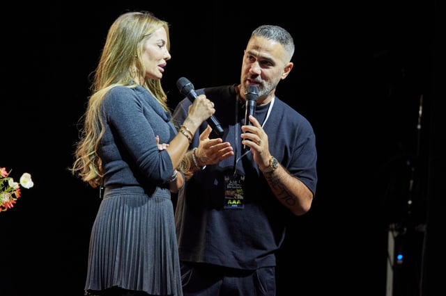 Anis und Anna-Maria Ferchichi bei einem Live-Podcast im Oktober 2024.