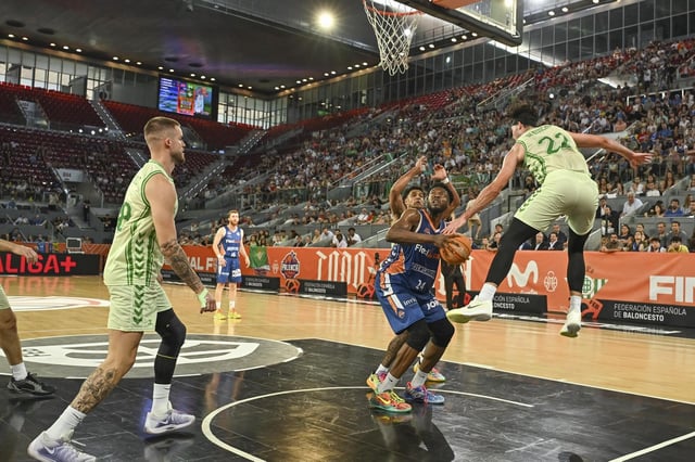 92-97. El Betis vuelve a la Liga Endesa tras derrotar al Fuenlabrada en la prórroga