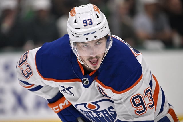 May 23, 2025; Dallas, Texas, USA; Edmonton Oilers center Ryan Nugent-Hopkins (93) in the first period against the Dallas Stars for game two of the Western Conference Final of the 2025 Stanley Cup Playoffs at American Airlines Center. Mandatory Credit: Jerome Miron-Imagn Images/File photo