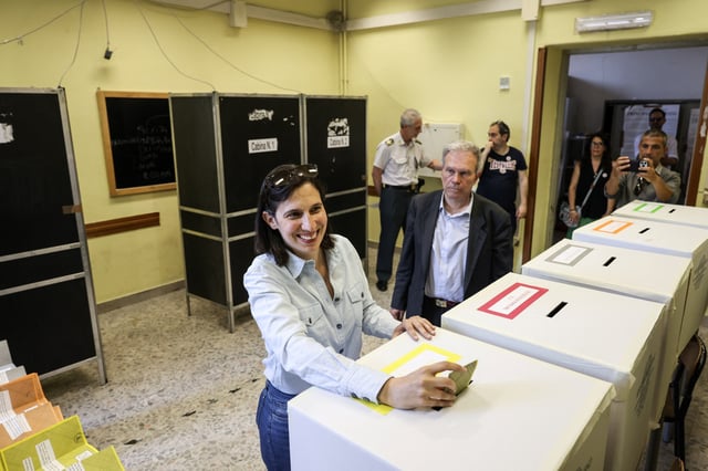 Secretary of the Italian Democratic Party (PD) Elly Schlein votes during a referendum on employment and Italian citizenship at a polling station in Rome, Italy, June 8, 2025. REUTERS/Matteo Minnella