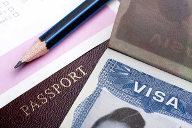 AP: Fake visa agent caught after trying to traffick woman with job offer in Muscat