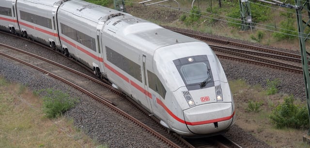 Ein ICE der Deutschen Bahn (Symbolbild)