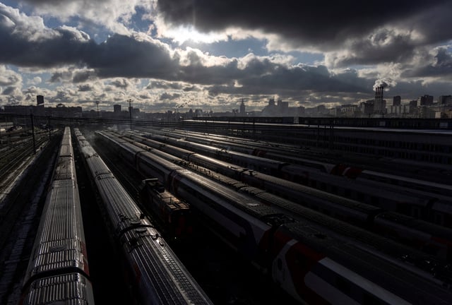 A view shows train carriages of the Russian Railways in Moscow, Russia November 17, 2023. REUTERS/Maxim Shemetov/File Photo