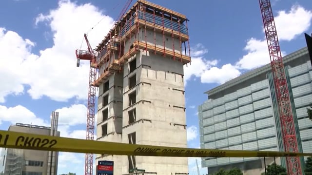 Two ironworkers fell, one fatally, at a construction site in Chicago.